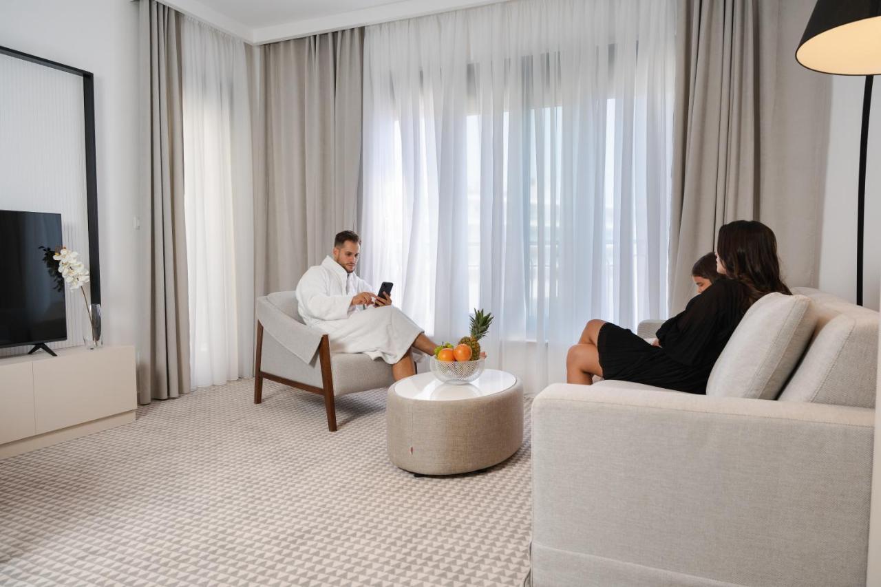 Kondo Allure Aparthotel